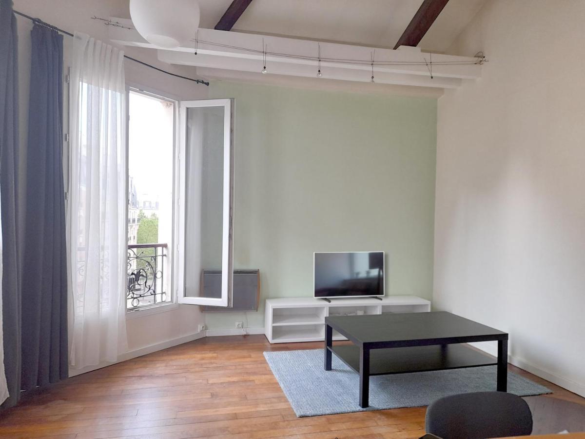 Un Appartement Typique Parisien / A Typical Parisian Apartment 외부 사진